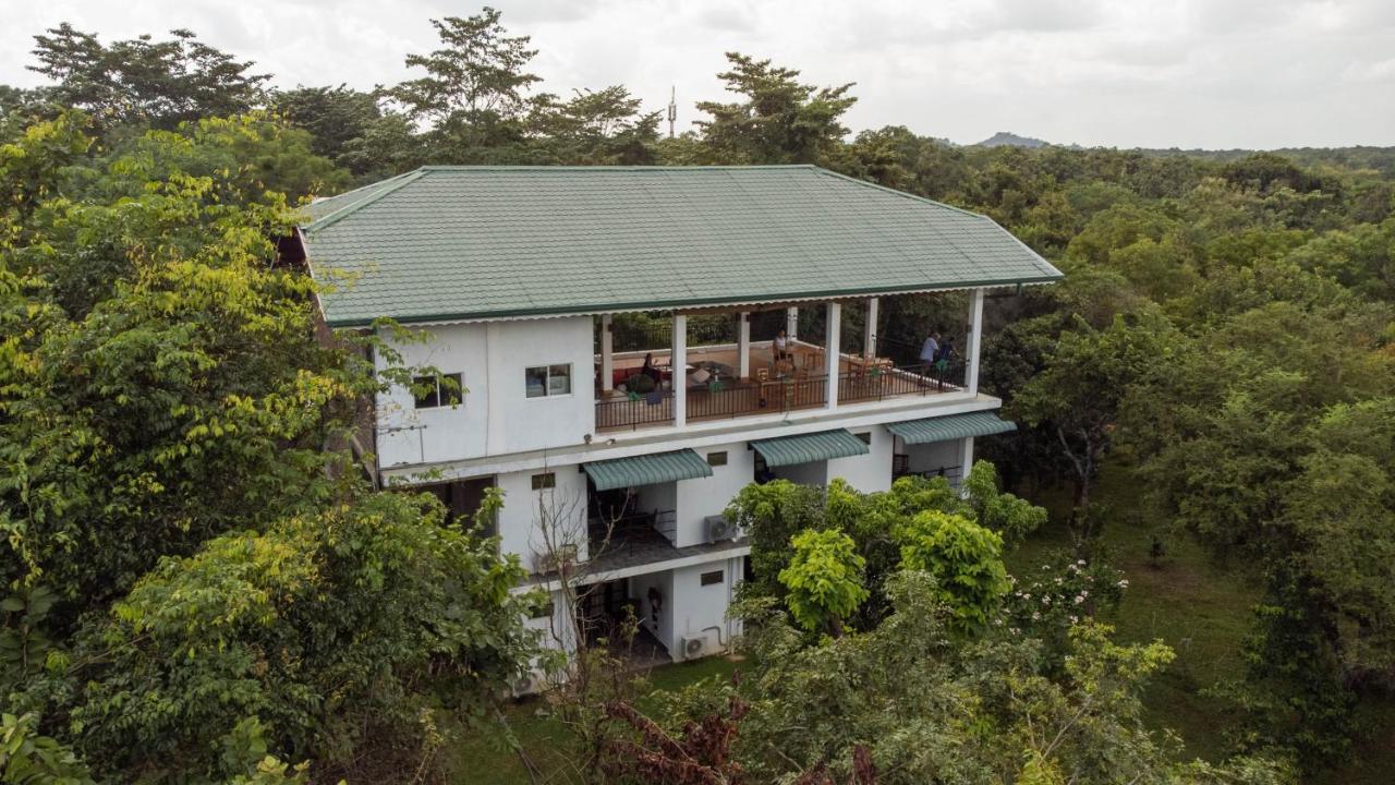 Hotel Iwamisou à Sigirîya Extérieur photo