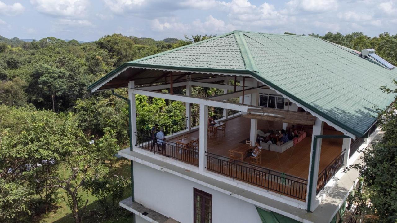 Hotel Iwamisou à Sigirîya Extérieur photo